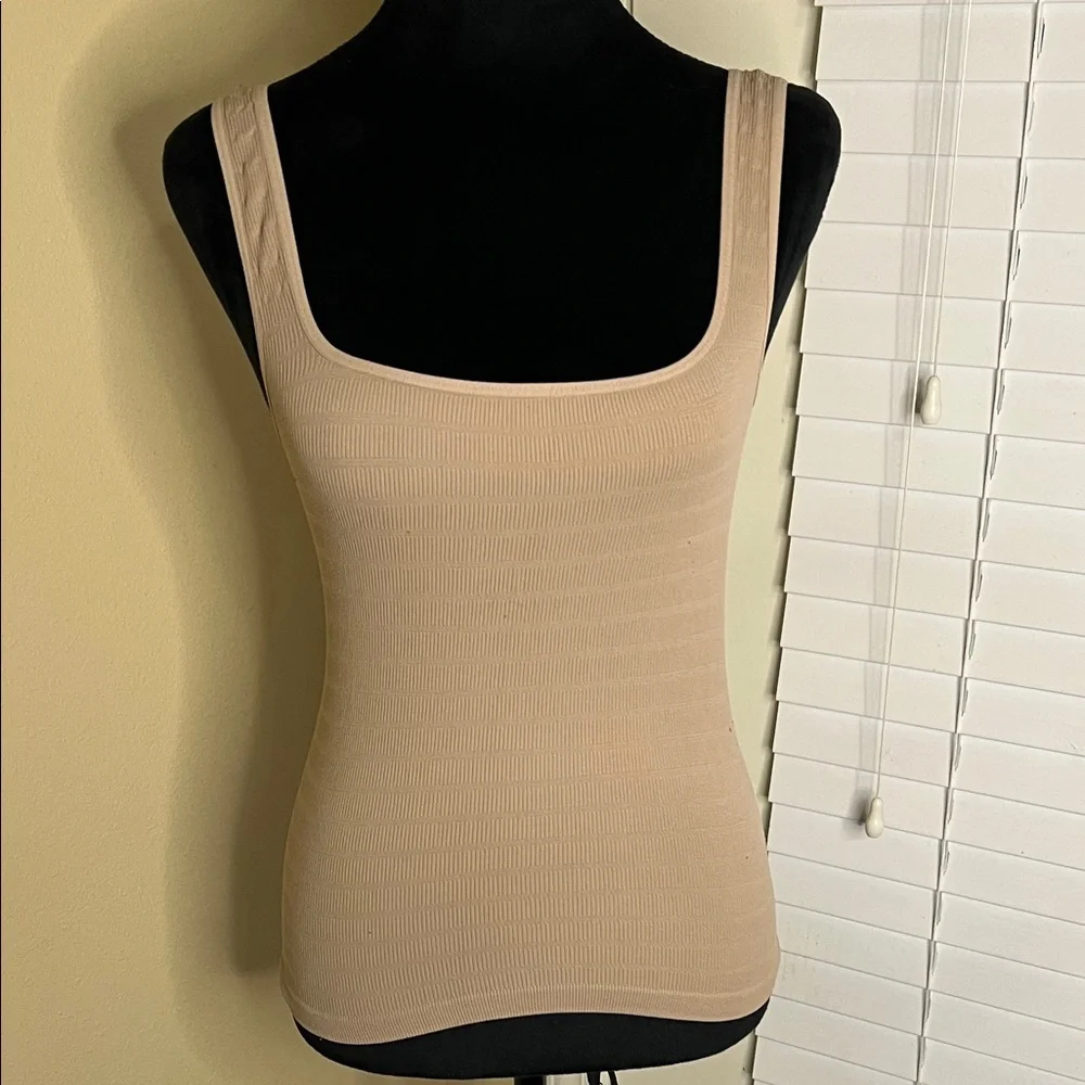 Elegant Beige Ribbed Tank Top - Picture 1 of 6